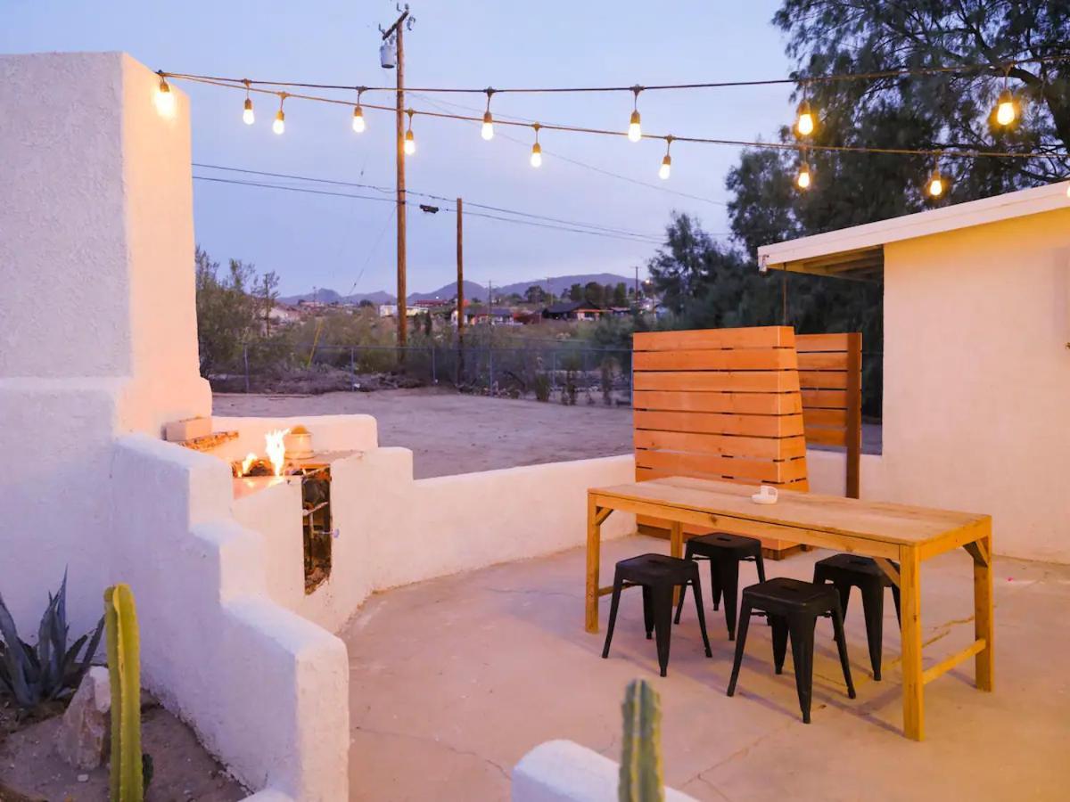 The Zen - Outdoor Shower, Gas Fireplace, Walkable To Shops & Restaurants 조슈아 트리 외부 사진